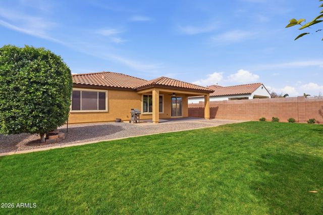 4551 N LUNA Road W, Litchfield Park, AZ 85340