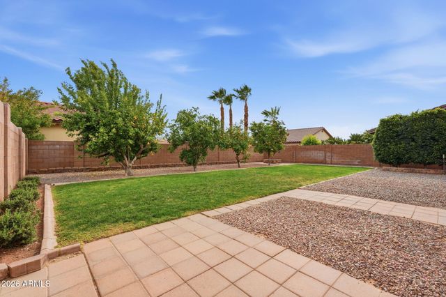 4551 N LUNA Road W, Litchfield Park, AZ 85340