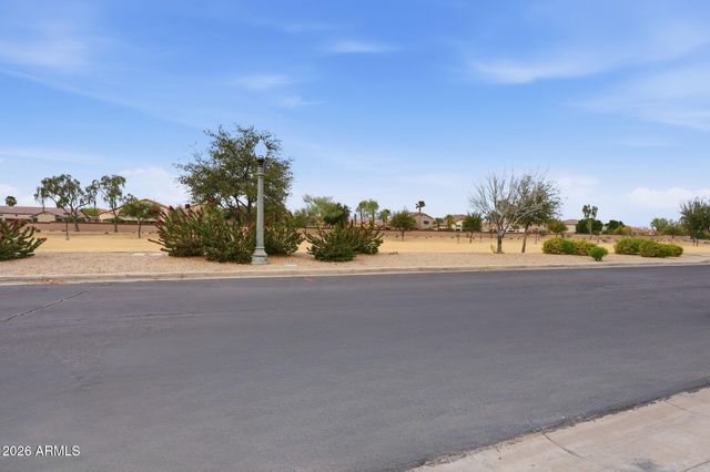 4551 N LUNA Road W, Litchfield Park, AZ 85340