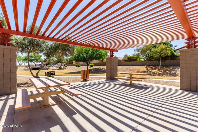 4551 N LUNA Road W, Litchfield Park, AZ 85340