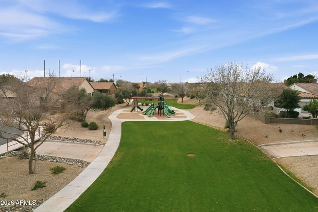 4551 N LUNA Road W, Litchfield Park, AZ 85340