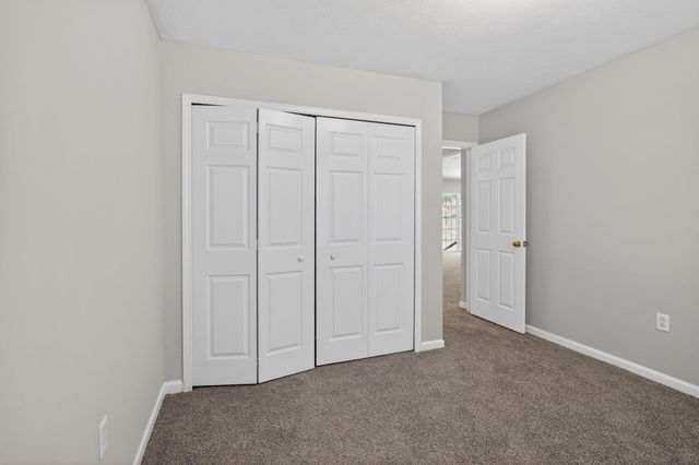 1860 Tamara Way, Spartanburg, SC 29301