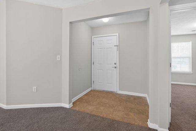 1860 Tamara Way, Spartanburg, SC 29301