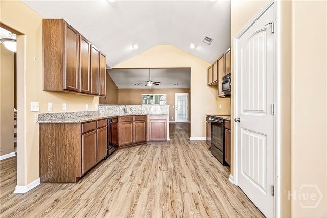 7 Teal Lake Drive, Savannah, GA 31419