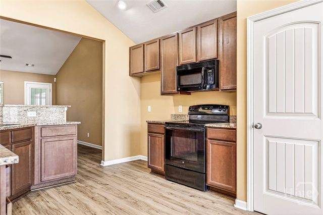 7 Teal Lake Drive, Savannah, GA 31419