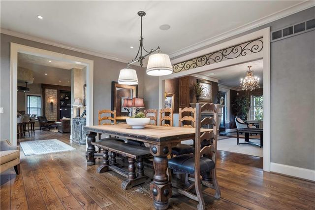 5217 Walmer Street, Mission, KS 66202