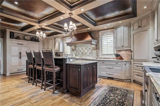 5217 Walmer Street, Mission, KS 66202