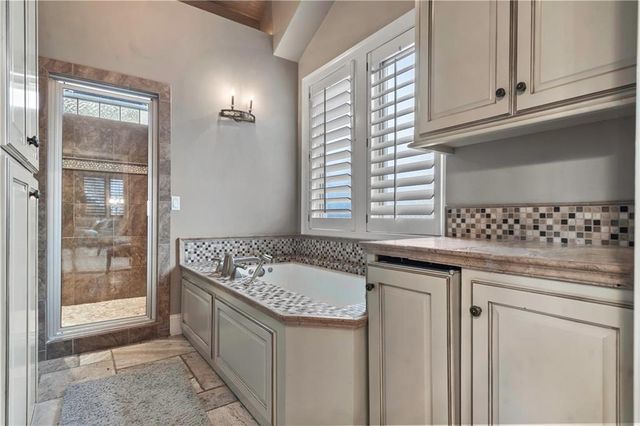 5217 Walmer Street, Mission, KS 66202