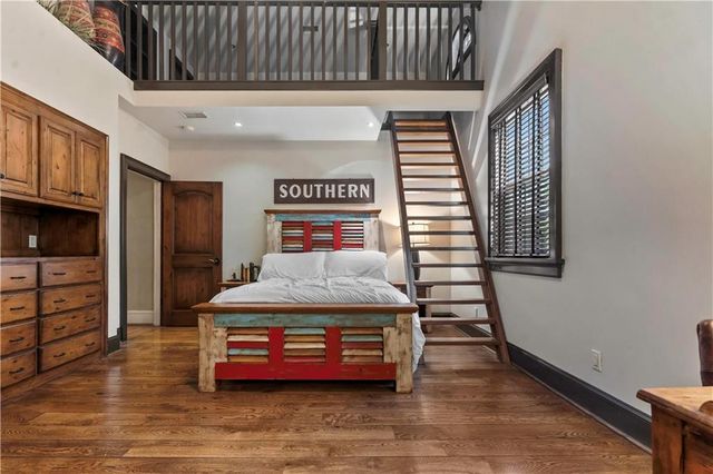 5217 Walmer Street, Mission, KS 66202