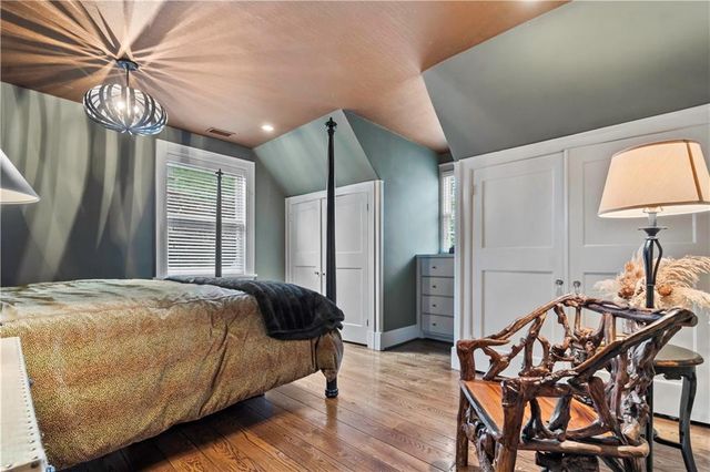 5217 Walmer Street, Mission, KS 66202