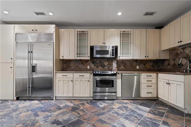 5217 Walmer Street, Mission, KS 66202