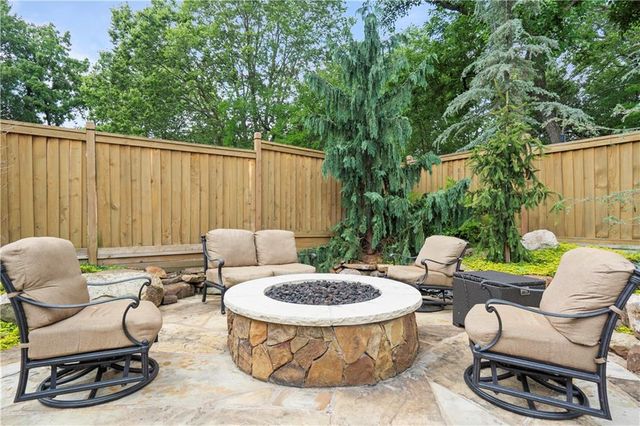 5217 Walmer Street, Mission, KS 66202