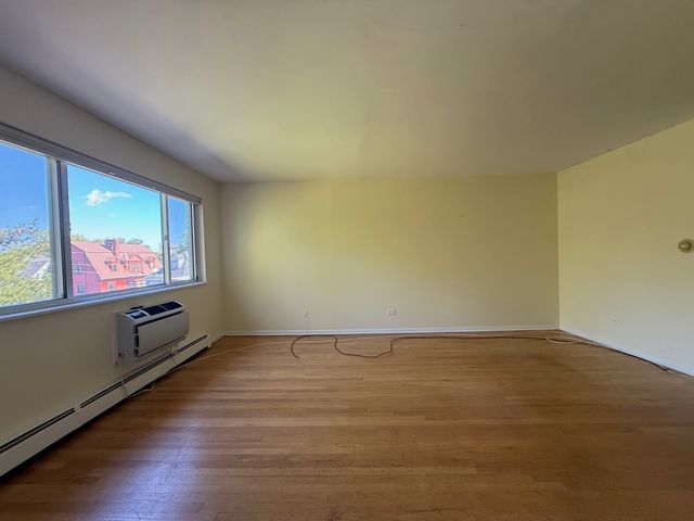 950 Washington Boulevard 305, Oak Park, IL 60302