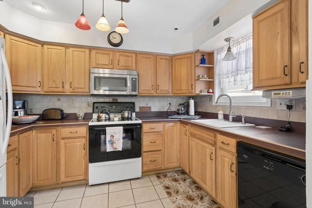 3119 S HARBOUR DR, Palmyra, NJ 08065