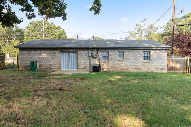 9824 Chicot Road, Little Rock, AR 72209