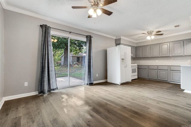 9824 Chicot Road, Little Rock, AR 72209