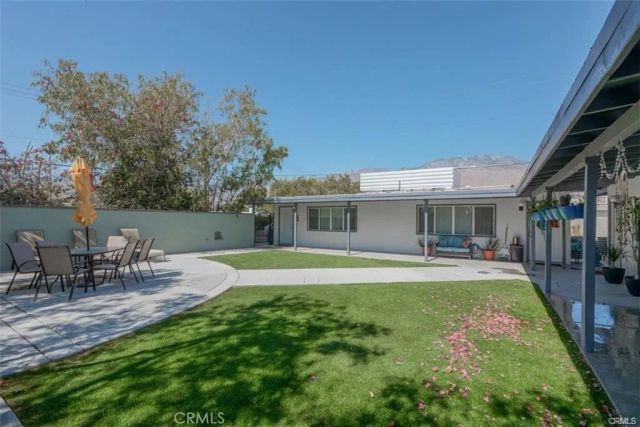 587 El Placer, Palm Springs, CA 92264