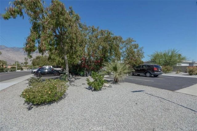 587 El Placer, Palm Springs, CA 92264