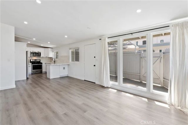 3205 Bayside, Corona Del Mar, CA 92625