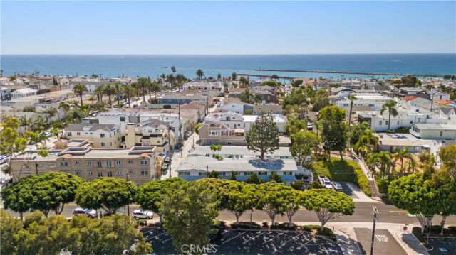 3205 Bayside, Corona Del Mar, CA 92625