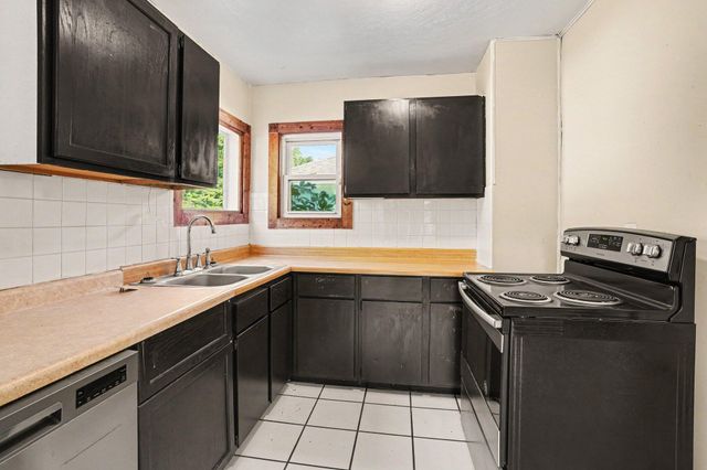 539 Dayton Avenue, Kalamazoo, MI 49048