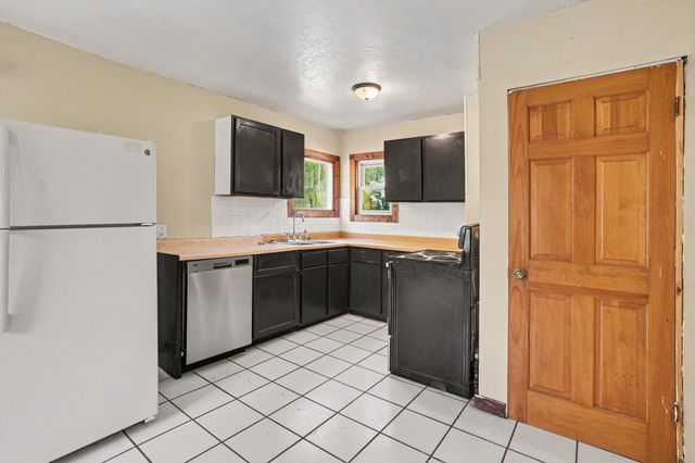 539 Dayton Avenue, Kalamazoo, MI 49048