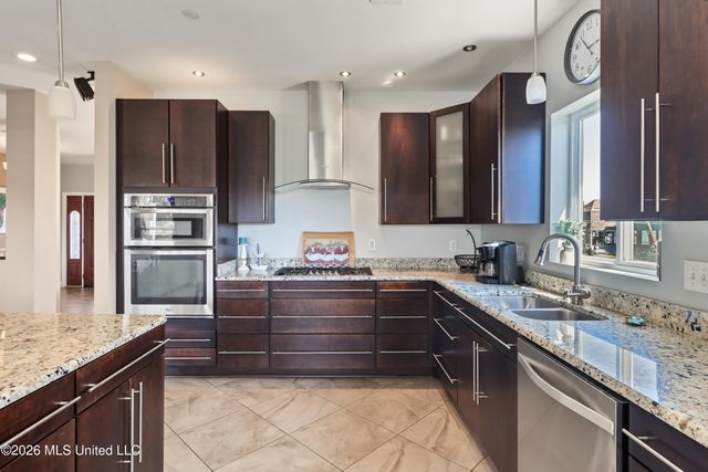 312 S Seashore Avenue, Long Beach, MS 39560