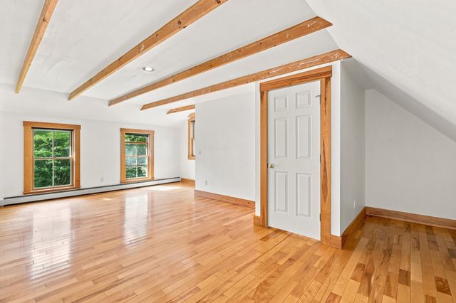 328 Pingree Road, New London, NH 03257