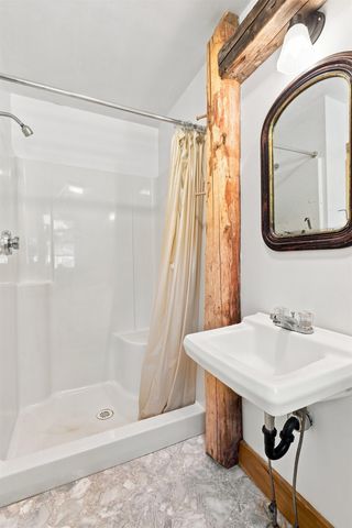 328 Pingree Road, New London, NH 03257