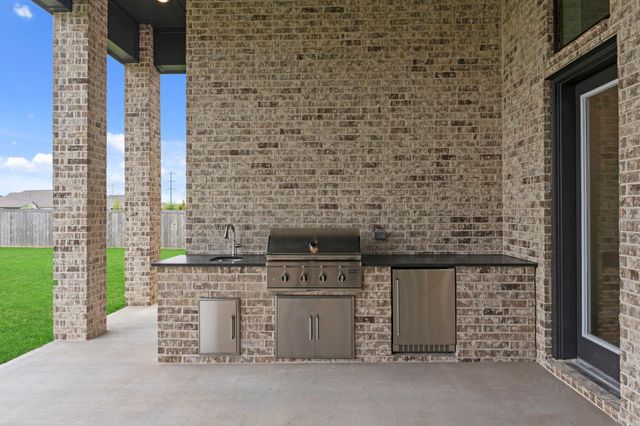 11007 Green Marbling Drive, Cypress, TX 77433