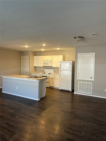 227 E Anabranch Court, Farmington, AR 72730