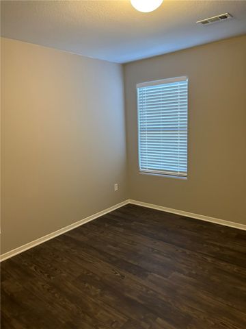 227 E Anabranch Court, Farmington, AR 72730