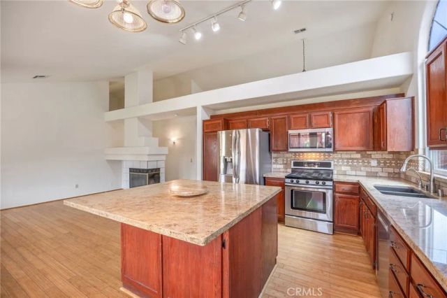 3227 Willowbrook, Palmdale, CA 93551