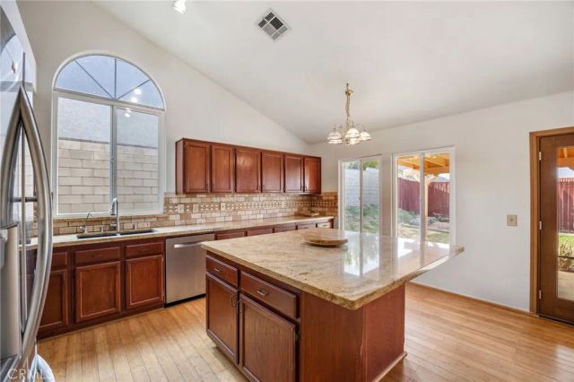 3227 Willowbrook, Palmdale, CA 93551