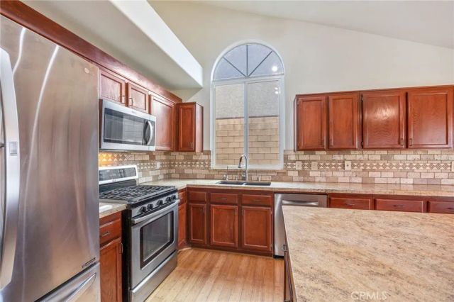 3227 Willowbrook, Palmdale, CA 93551