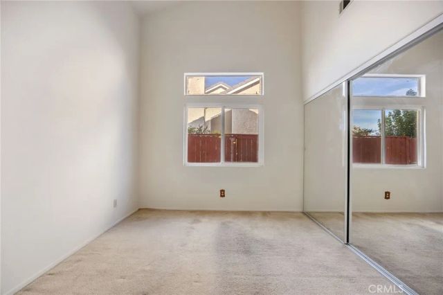 3227 Willowbrook, Palmdale, CA 93551