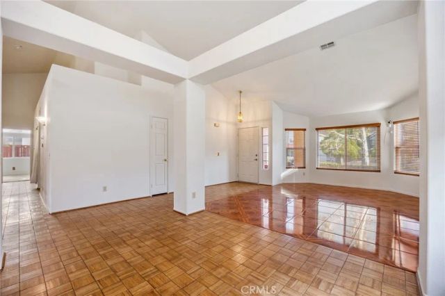 3227 Willowbrook, Palmdale, CA 93551