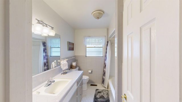 209 MCMAHAN Drive, Hot Springs, AR 71913