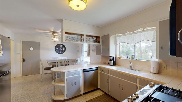 209 MCMAHAN Drive, Hot Springs, AR 71913