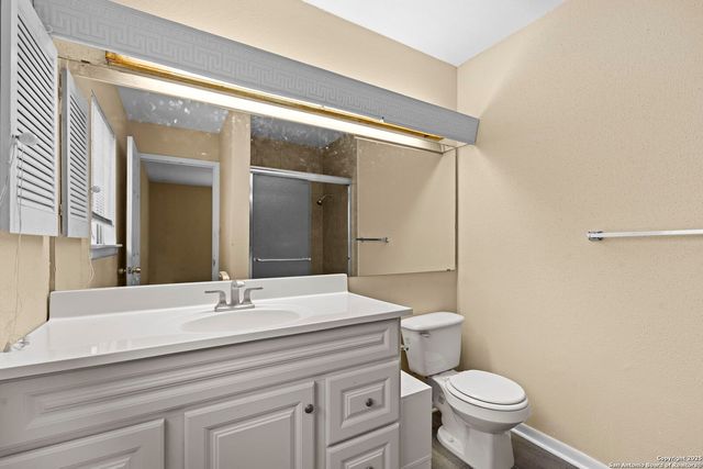 538 Shin Oak, Live Oak, TX 78233