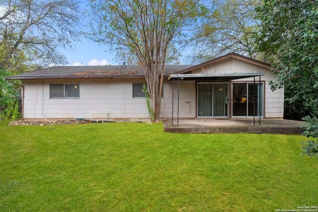 538 Shin Oak, Live Oak, TX 78233