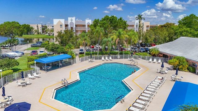 10208 NW 24th Pl 203, Sunrise, FL 33322