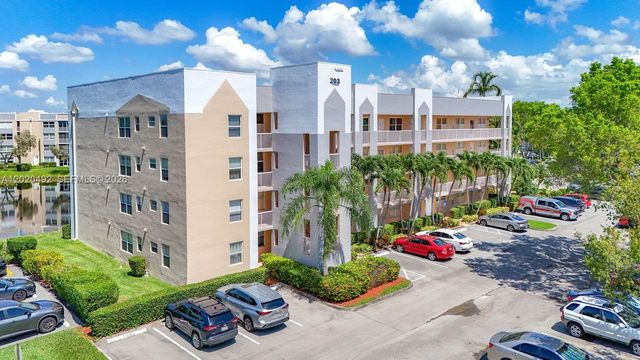 10208 NW 24th Pl 203, Sunrise, FL 33322