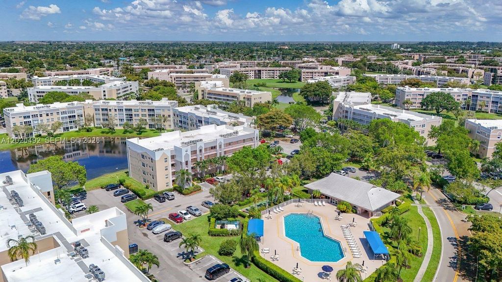 10208 NW 24th Pl 203, Sunrise, FL 33322