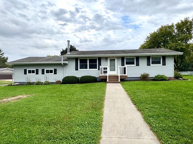 506 7th Street NE, Stewartville, MN 55976