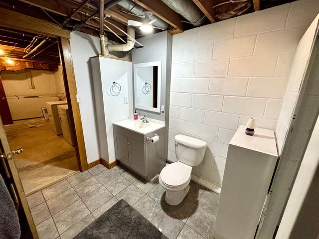 506 7th Street NE, Stewartville, MN 55976