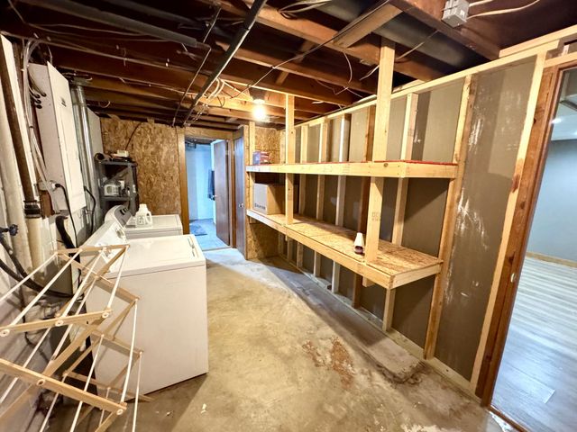 506 7th Street NE, Stewartville, MN 55976