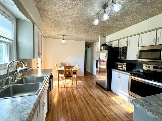 506 7th Street NE, Stewartville, MN 55976