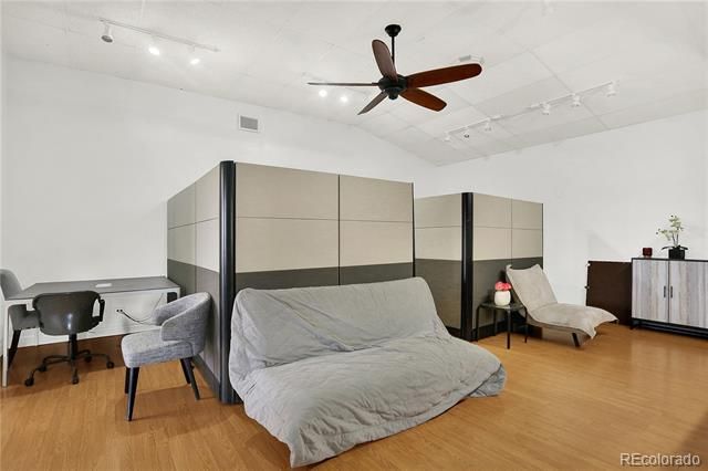 1201 S Parker Road 203, Denver, CO 80231