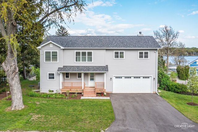 4520 W Shore Drive, Wonder Lake, IL 60097